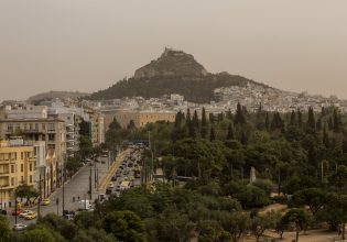 Έως το βράδυ της Τετάρτης το κύμα αφρικανικής σκόνης – Χάρτες για τις επόμενες τέσσερις ημέρες