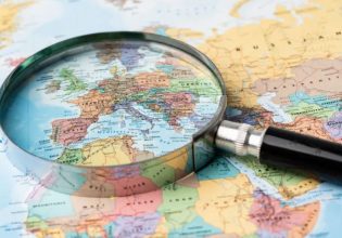 Εξωτερική πολιτική και προεκλογικά παιχνίδια