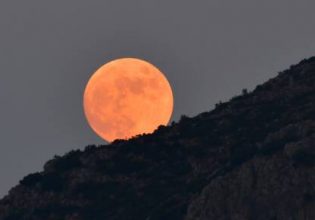 Πανσέληνος Μαΐου: Σήμερα στον νυχτερινό ουρανό το «φεγγάρι των λουλουδιών»