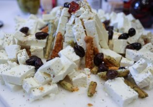 Βουλή: Μισό αρνί, μισό κιλό φέτα και έξτρα παρθένο ελαιόλαδο – Masterchef στη Βουλή