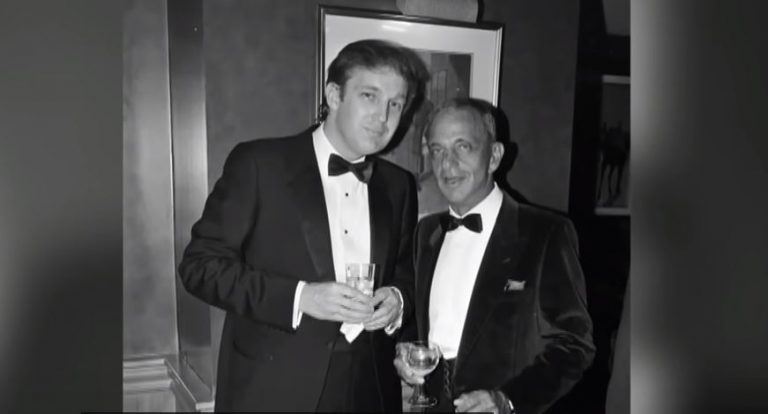 Roy Cohn: Ο αδίστακτος δικηγόρος των ΗΠΑ που βοήθησε τον Ντόναλντ Τραμπ να ανέλθει στην εξουσία
