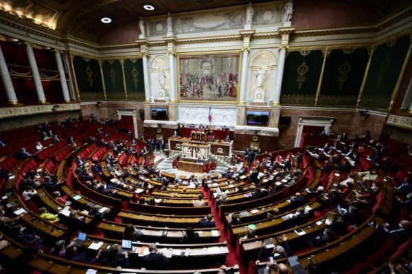 H Γαλλική Γερουσία ενόψει του μεγαλύτερου «ηθικού σκανδάλου»;