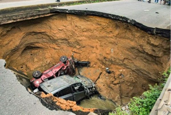 Κολομβία: Τέσσερις νεκροί από κατάρρευση γέφυρας – Δείτε εικόνες