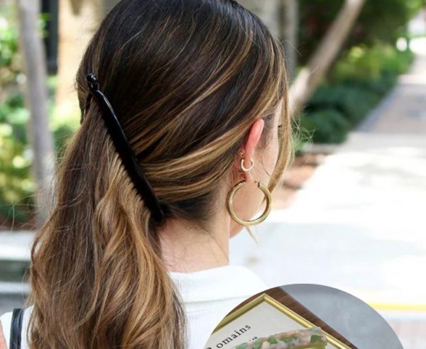 Banana clips: Το 80s αξεσουάρ που κάνει θραύση στο TikTok