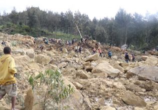 Παπούα Νέα Γουινέα: Καθυστερεί να φτάσει η βοήθεια στις πληγείσες περιοχές