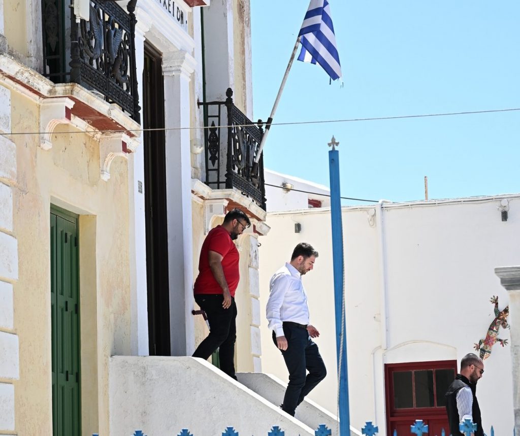 Ανδρουλάκης από Σέριφο: Προτεραιότητα η ευημερία των μόνιμων πληθυσμών των μικρών νησιών