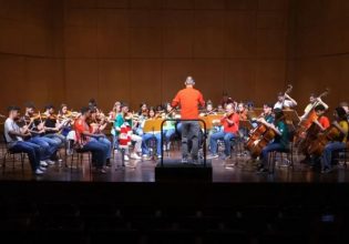 Ο ύμνος του Ολυμπιακού από την Καμεράτα Τζούνιορ (vid)