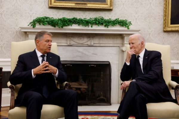 Ουκρανία: Ανοικτός στην αποστολή συστήματος Patriot, δηλώνει ο πρόεδρος της Ρουμανίας