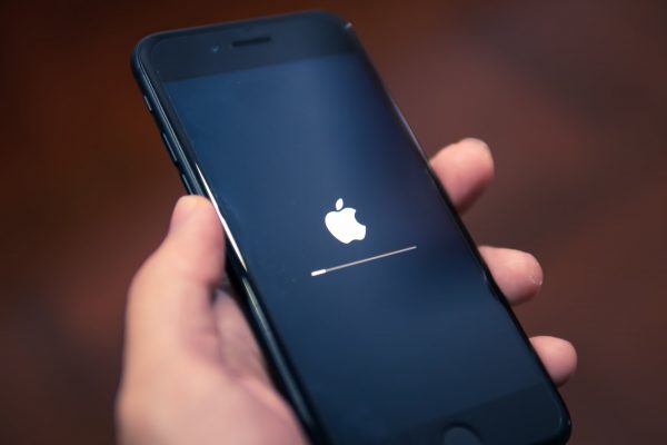 Το άγνωστο «κόλπο» στα iPhone με το διπλό άγγιγμα