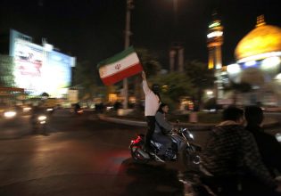 Ιράν: Γιατί μπορεί να ξεσπάσει εμφύλιος πόλεμος λόγω του θανάτου του Ραϊσί