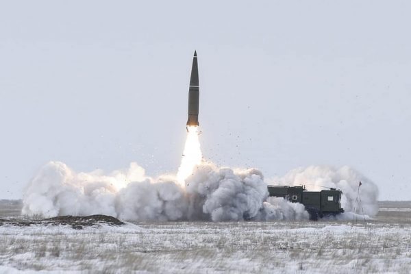 Ρωσία: Άρχισαν οι στρατιωτικές ασκήσεις της – Θα γίνει κι εκπαίδευση γύρω από πυρηνικά όπλα