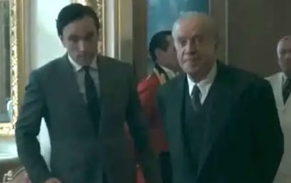 Πέθανε ο σταρ του «Coronation Street» και του «The Crown» James Laurenson