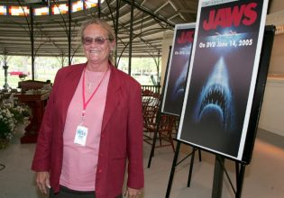 Πέθανε η Σούζαν Μπακλίνι: – Το πρώτο θύμα που έφαγε ο καρχαρίας στο «Jaws»