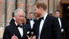Βαθαίνει το χάσμα ανάμεσα σε Χάρι και Κάρολο – Αντικρουόμενοι ισχυρισμοί για τη συνάντηση που δεν έγινε στο Λονδίνο