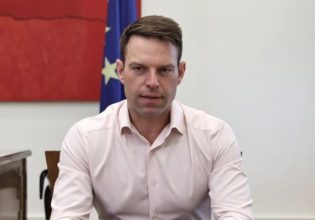 Κασσελάκης: Ο Μητσοτάκης είναι ο πρωθυπουργός που επί των ημερών του αποφυλακίζεται ο Μιχαλολιάκος