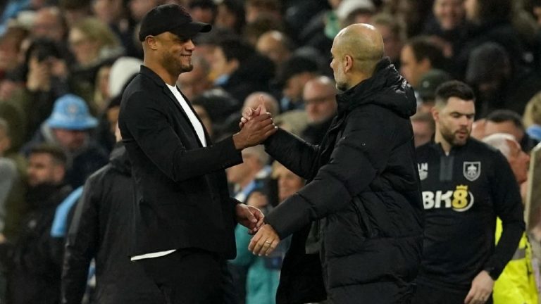 Γκουαρντιόλα: «Ο Κομπανί θα γίνει ο επόμενος προπονητής της Μάντσεστερ Σίτι, θυμηθείτε τα λόγια μου»