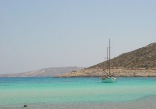 Το ελληνικό νησί που αποθεώνουν οι Ιταλοί