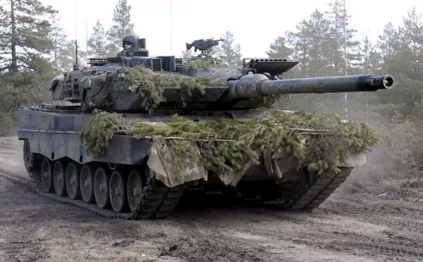 Ουκρανία: Νέα παρτίδα αρμάτων μάχης και πυραύλων για τα συστήματα Patriot στέλνει η Ισπανία