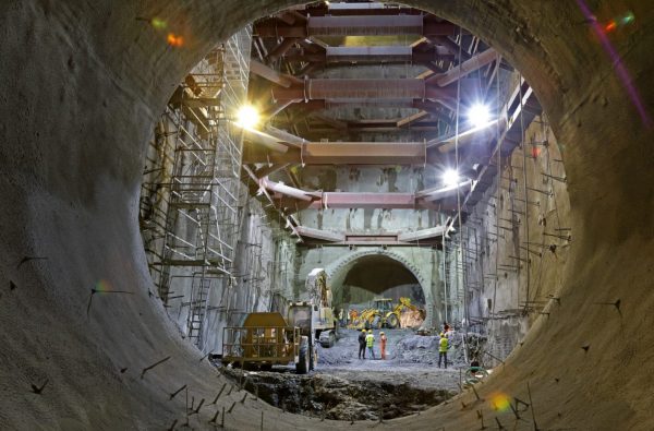 Απεργίες διαρκείας «φρενάρουν» τη Γραμμή 4 του Μετρό – Τι ζητούν οι εργαζόμενοι, τι απαντά η ΑΒΑΞ