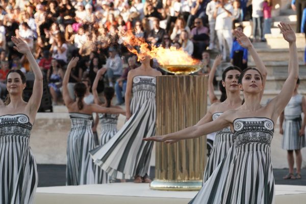 Από την Αρχαία Ολυμπία στο Παναθηναϊκό Στάδιο και τη Μασσαλία - Εν πλω για τη Γαλλία η Ολυμπιακή Φλόγα
