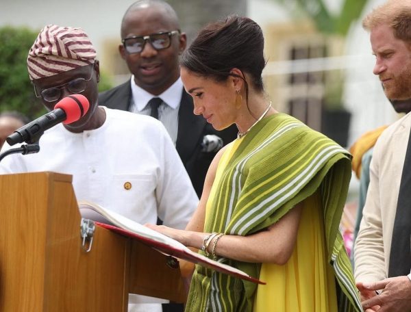 Είστε καλεσμένες σε γάμο; Η Μέγκαν Μαρκλ σας προτείνει το πιο κομψό χτένισμα