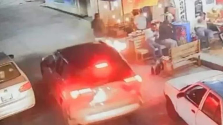 Μεξικό: 8 νεκροί σε επίθεση ενόπλων κατά εμπορικού καταστήματος (Προσοχή! Σκληρές εικόνες)