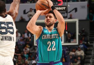 Στο Βερολίνο ο Μίτσιτς: Έβγαλε φωτογραφία με τον γιο του Αταμάν και «άναψε» φωτιές (pic)