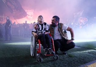 Ο μικρός Γιαννάκης συγκινεί: «Θα φωνάζω δυνατά για τον Ολυμπιακό στον τελικό» (vid)