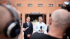 Εργαζόμενοι στο νοσοκομείο «Αττικόν»: Ο πρωθυπουργός ήρθε σαν τον κλέφτη – Την επίσκεψη έμαθαν μόνο λίγοι