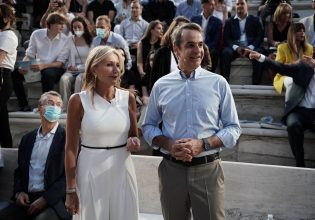 Εξώδικο, μήνυση, «καμία συγγνώμη» – Η κόντρα Μαρέβας Γκραμπόφκσι – Έλενας Ακρίτα, συνεχίζεται