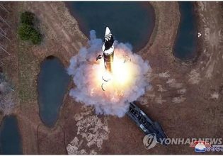 Βόρεια Κορέα: Μπαράζ εκτοξεύσεων βαλλιστικών πυραύλων, αναφέρει η Νότια Κορέα