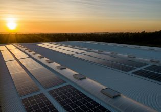 Ετοιμάζεται «πράσινο» τέλος στα φωτοβολταϊκά – Ποιους αφορά και πώς θα επιβάλλεται