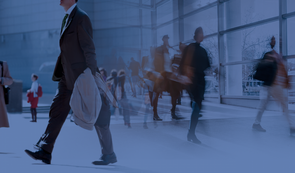 Ευρωπαίοι vs Αμερικανοί – Ποιοι δουλεύουν περισσότερο και ποιοι κάνουν διακοπές;