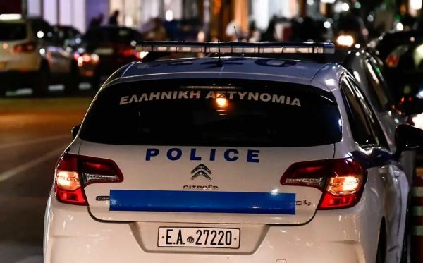 Νίκαια: Έξι συλλήψεις για ενδοοικογενειακή βία είχε 57χρονος που μαχαίρωσε την πρώην σύζυγό του