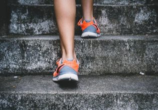 Μακροζωία: Το μυστικό κρύβεται στις… σκάλες