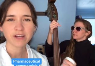 Βίντεο – παρωδία από δημοφιλή TikToker για την αποποίηση ευθυνών των φαρμακευτικών εταιρειών