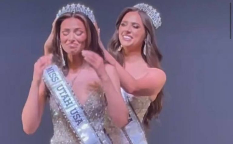Η Miss USA παραιτείται από τον τίτλο για την ψυχική της υγεία – «Ώρα να γράψω το επόμενο κεφάλαιο»