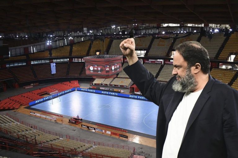 Ο Βαγγέλης Μαρινάκης θα είναι στο ΣΕΦ, για τον ιστορικό τελικό του Ολυμπιακού στο χάντμπολ