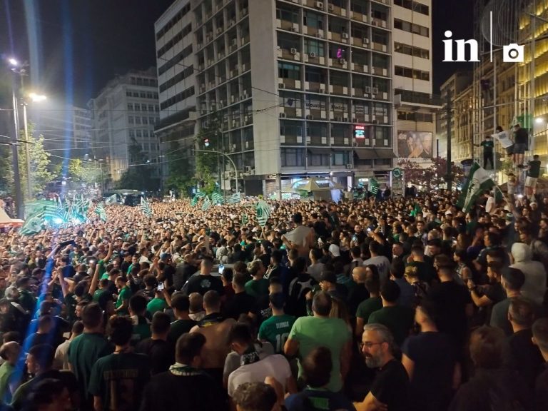 Ξέφρενοι πανηγυρισμοί στην Αθήνα για το 7ο ευρωπαϊκό του Παναθηναϊκού