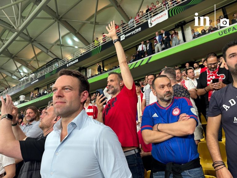 Στο πλευρό του Ολυμπιακού ο Στέφανος Κασσελάκης