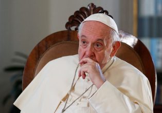Ιράν: Συλλυπητήρια του πάπα Φραγκίσκου στον Χαμενεΐ «αυτήν τη δύσκολη στιγμή»