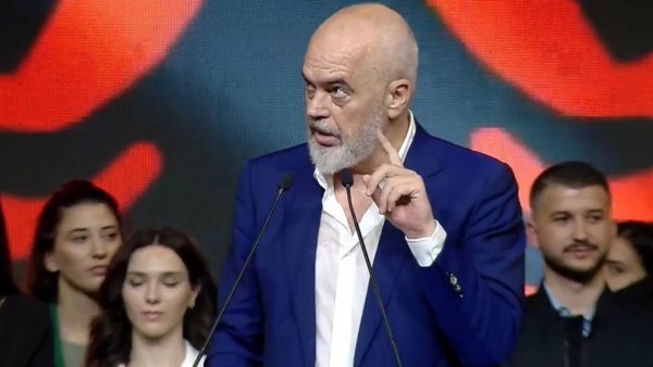 Πυρά Ράμα κατά Αθήνας από την Ιταλία: Εδώ δεν σας ανάγκασαν να αλλάξετε ονόματα όπως στην Ελλάδα