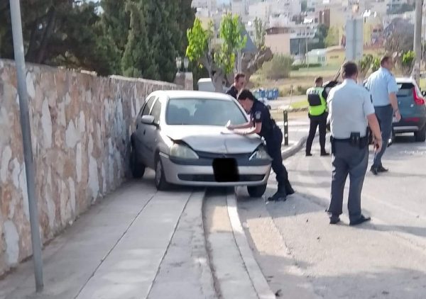 Ραφήνα: Τροχαίο με νεκρό 81χρονο που παρασύρθηκε έξω από το νεκροταφείο