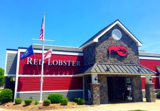Red Lobster: Πώς οι γαρίδες «έφαγαν» έναν αμερικανικό θεσμό