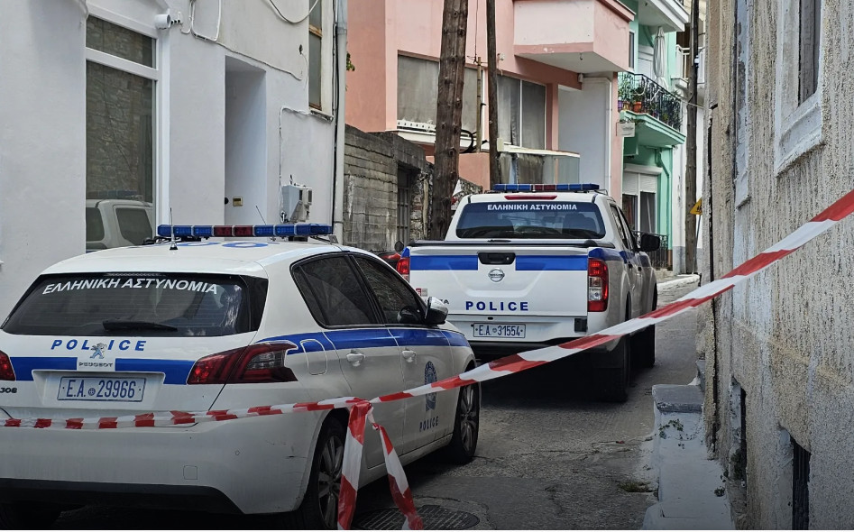 Σάμος: Προθεσμία για να απολογηθεί πήρε η 49χρονη – Σκότωσε τον πατέρα της γιατί πίστευε ότι τη δηλητηριάζει