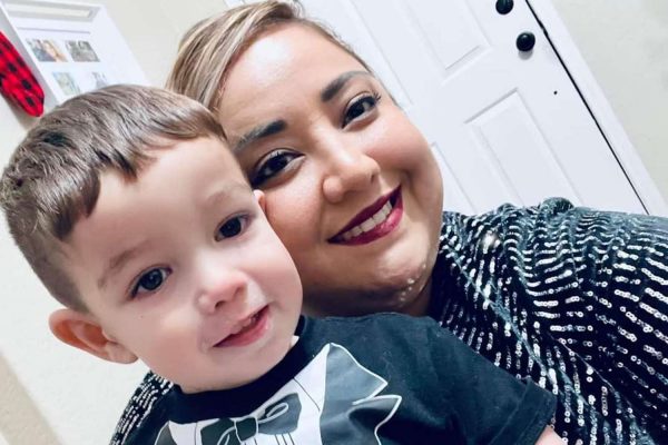 Τέξας: Μητέρα σκότωσε τον 3χρονο γιο της και μετά αυτοκτόνησε – «Πες αντίο στον μπαμπά» έλεγε τραβώντας βίντεο
