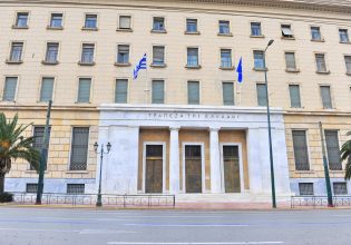 ΤτΕ: Πρωτογενές ταμειακό πλεόνασμα 2,71 δισ. το πρώτο τετράμηνο