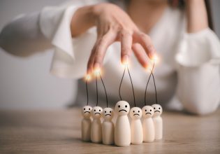 Χειριστικοί άνθρωποι: Πώς τους αντιμετωπίζουμε;