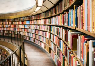 Φινλανδία: Βιβλίο επεστράφη σε δανειστική βιβλιοθήκη με καθυστέρηση… 84 ετών