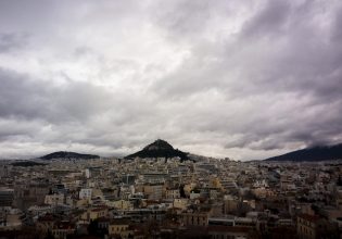 Τα νεότερα στοιχεία για τον καιρό την Κυριακή του Πάσχα – Πού θα βρέξει